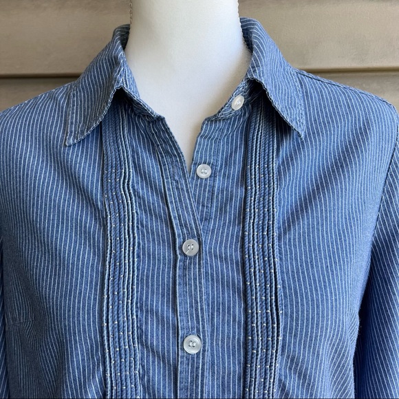 •New York & Company• Striped Button Down Tunic Length Top - Size Small - Picture 3 of 8